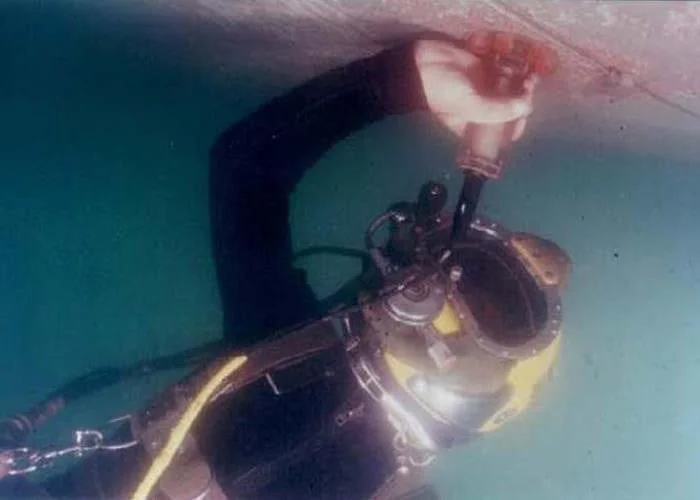 http://www.seaward-marine.com/files/large/8fa4c88db725357