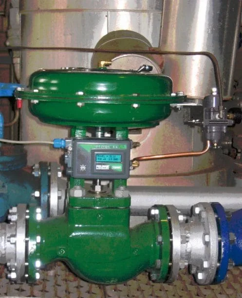  Level Controller (mounted in the control room)
