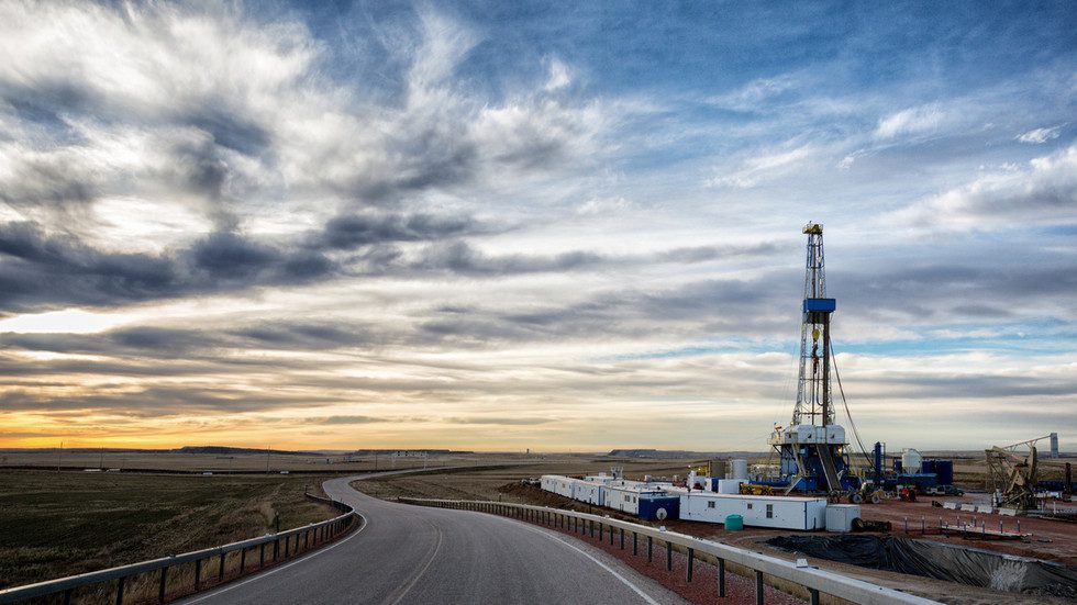 All four oilfield services majors suspend new investments in Russia All four oilfield services majors suspend new investments in Russia