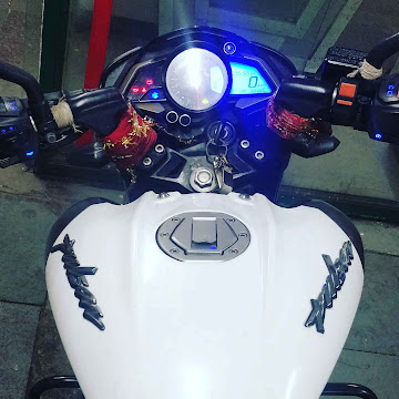 Profile photo of Dj's Garage